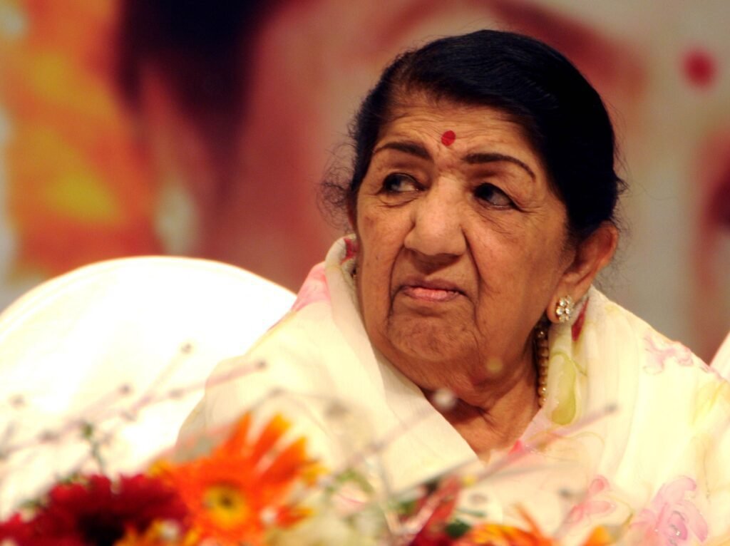 Famous Singer Lata Mangeshkar Has Died