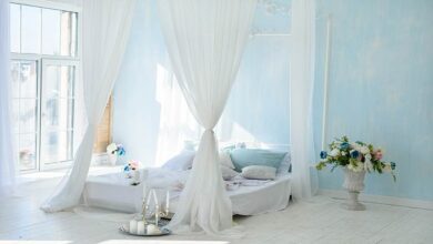 le tende intorno al letto