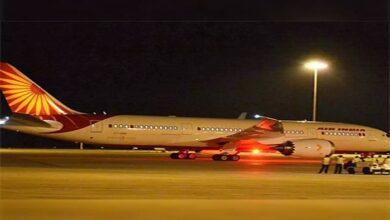 rajkot to delhi flight