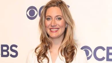 zoe perry age