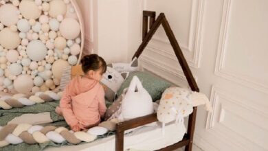 Toddler Floor Bed by BusyWood