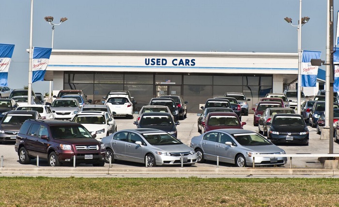 Used Car Dealerships