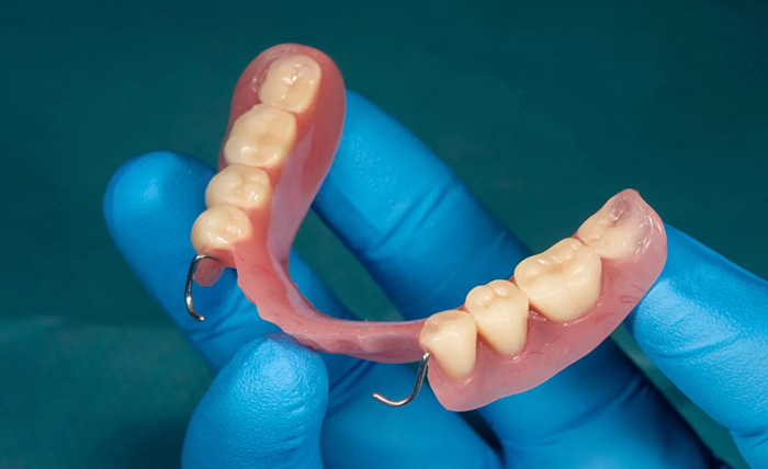 Denture